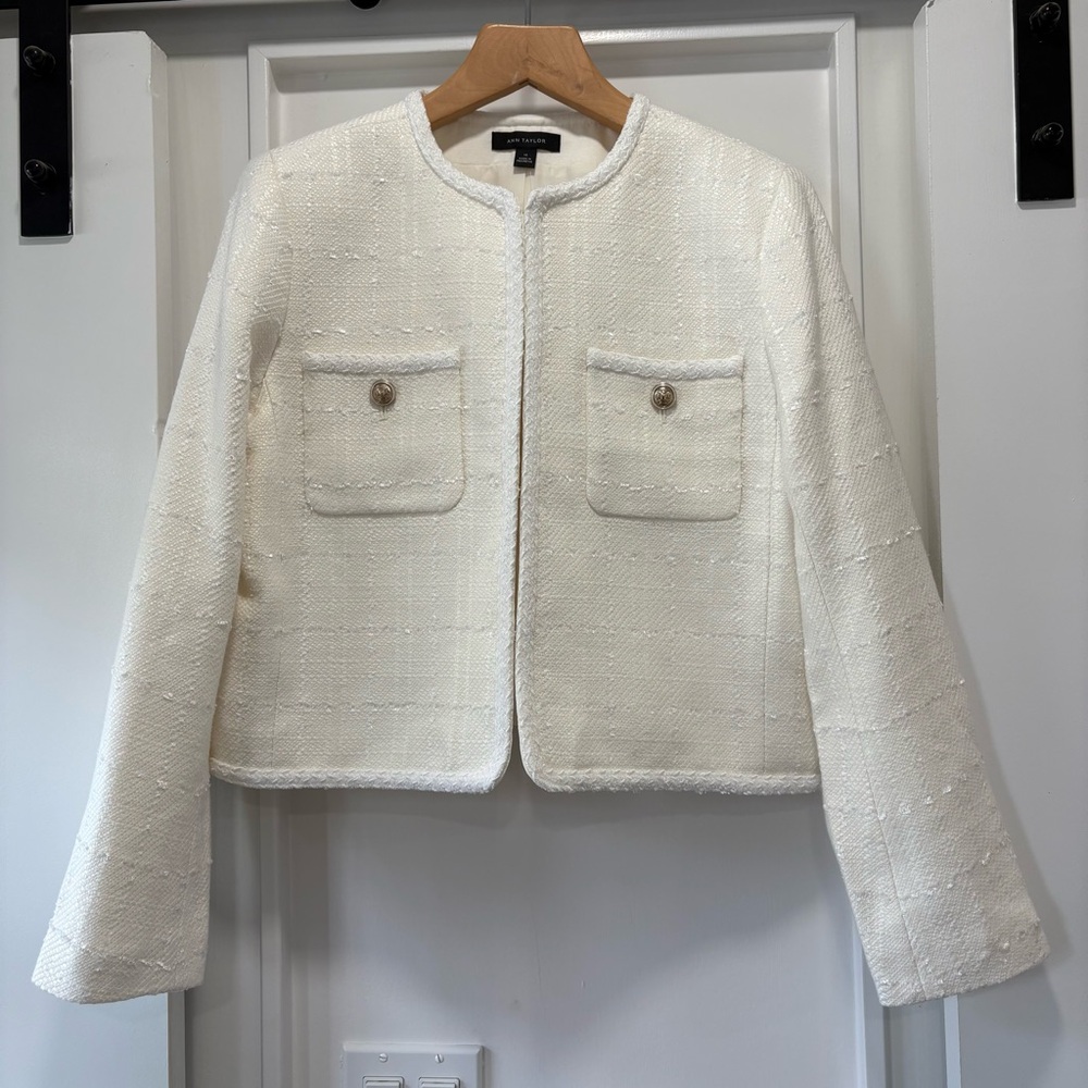 Ann Taylor Ivory White Tweed Trimmed Crew Neck Jacket Size 10